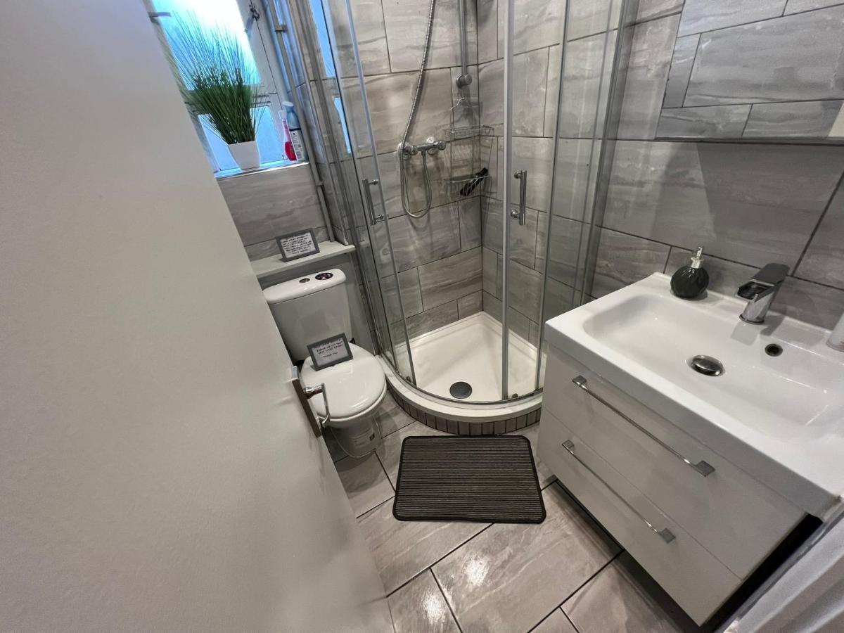 Holiday Properties Vauxhall Central Rooms London Exterior foto